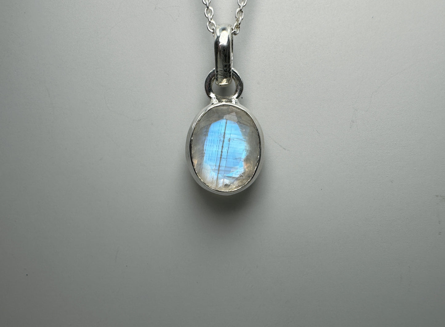 Weißer Labradorit 925 Silber Kette Flash