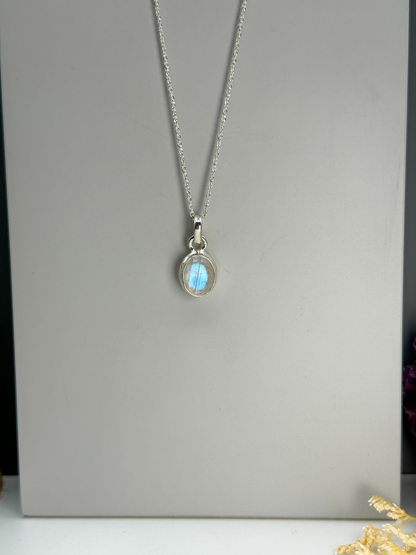 Weißer Labradorit 925 Silber Kette Flash