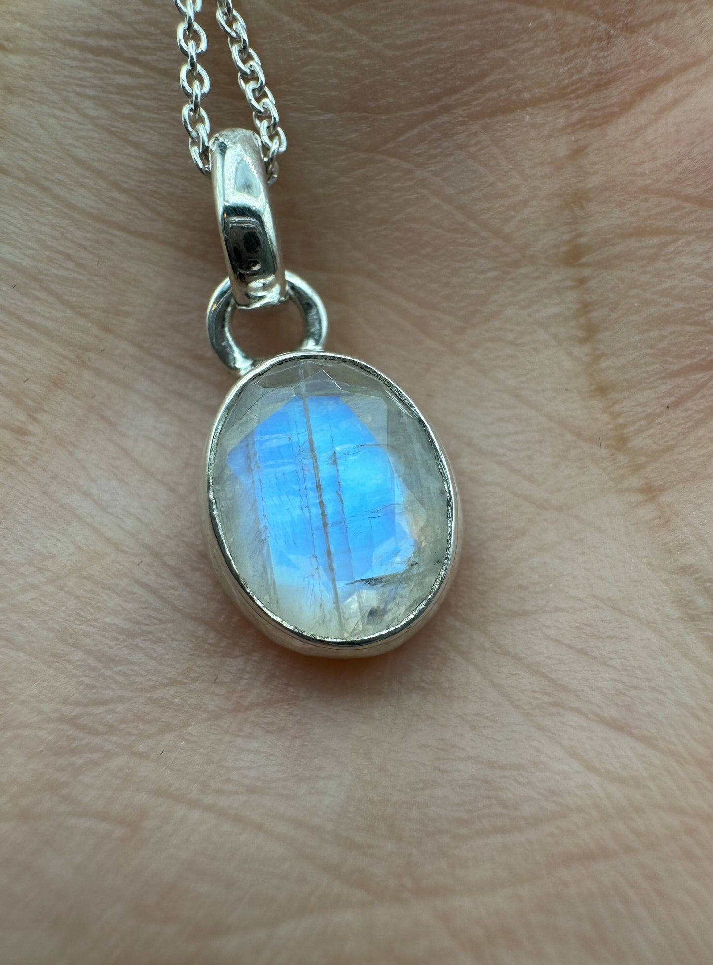 Weißer Labradorit 925 Silber Kette Flash