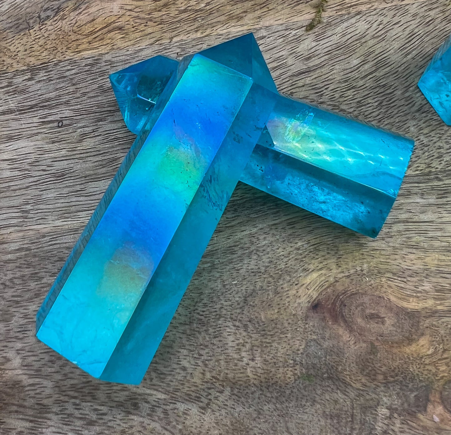Aqua Aura | Bergkristall mit Echt Gold | Angel Aura Türkis Obelisk, Turm, Spitze