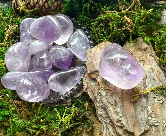 Amethyst | Trommelstein, poliert | Heilstein, Edelstein, Kristall | Kronen Chakra | Geschenk | Spiritualität | Fair & ethisch