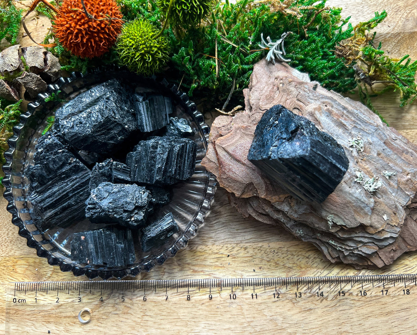 Schwarzer Turmalin / Schörl | Rohstein Raw | Schutzstein | Wurzelchakra , Drittes Auge Chakra | Geschenk | Edelstein, Mineral