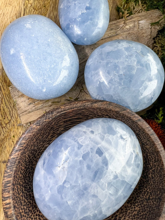 XXL Calcit blau Jumbo | Trommelsteine , Handschmeichler | Kristall, Heilstein, Edelstein, Naturstein | Mineralien | Geschenk Natur