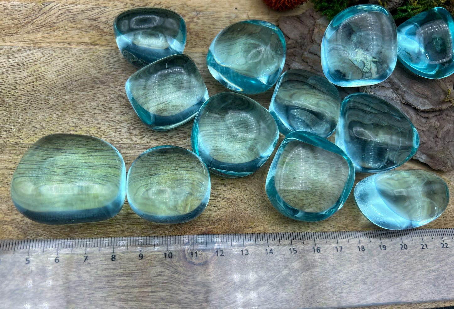 Blaue Obsidian / Vulkanglas Trommelsteine