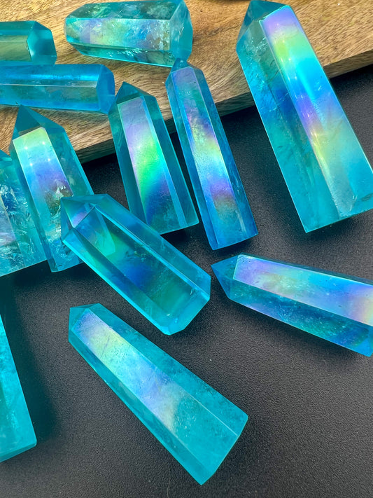 Aqua Aura | Bergkristall mit Echt Gold | Angel Aura Türkis Obelisk, Turm, Spitze